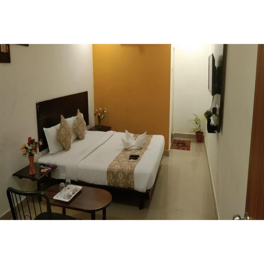 Hotel Meridian Grand شمس أباد المظهر الخارجي الصورة